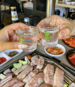 Quarters Korean BBQ near The Pearl apartments in Koreatown, Los Angeles 