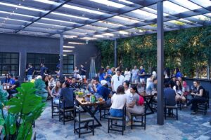 Fountain LA craft beer near The Pearl apartments in Koreatown, Los Angeles